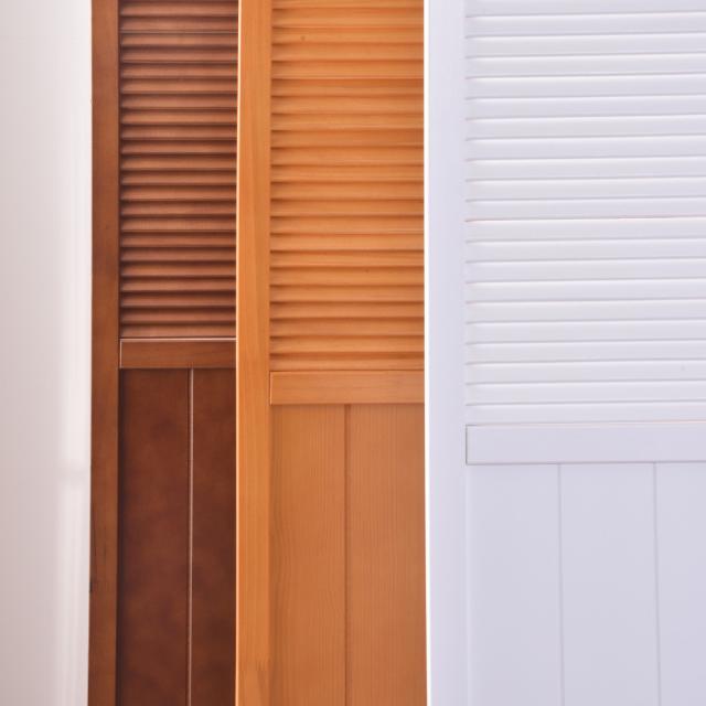 スクリーン パーテーション 3連 衝立 天然木 ナチュラル （ 間仕切り ついたて 目隠し 自立 ルーバースクリーン 折りたたみ 洋風 パーティション つい立て 仕切り ルーバー 板張り 木 リビング 寝室 インテリア ）