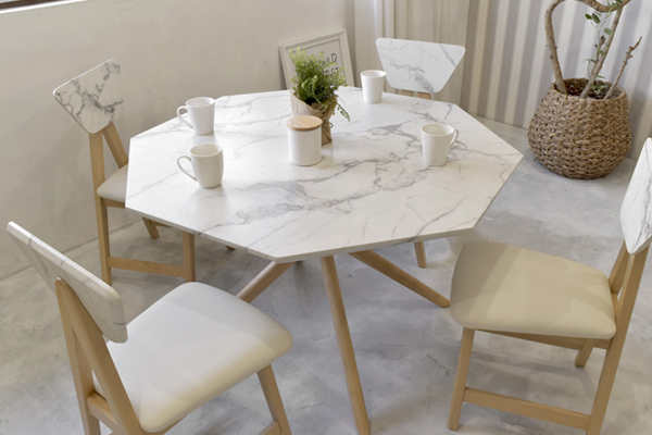 低価格の 美品 大理石風八角形テーブル センターテーブル