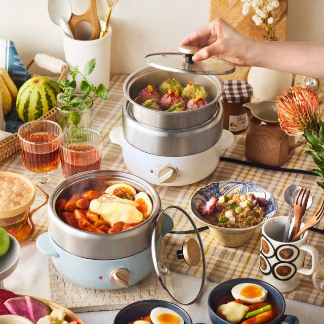 BRUNO コンパクトマルチグリルポット ステンレス蒸し器付き グリルプレート付き （ ブルーノ グリル鍋 グリルポット 電気鍋 卓上電気鍋 1人用 2人用 電気グリル鍋 卓上鍋 多機能 ガラス蓋付き コンパクト おしゃれ ）の通販は 6,221円