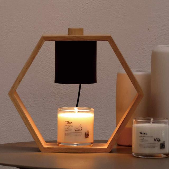 Telax キャンドルウォーマーランプ 天然木 （ キャンドルウォーマー おしゃれ 照明 ランプ アロマ ライト タイマー付き 木製 六角形 アロマグッズ 調光 フロアライト キャンドル 寝室 間接照明 インテリア 香り ハロゲン電球 ）の通販は 5,189円