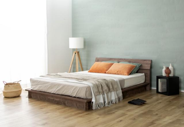 ローベッド ダブル Apel LUKA すのこ 廃材再利用 （ ベッド ベット フロアベッド ベッドフレーム 低い 木目調 地球温暖化防止 北欧 モダン ナチュラル ）