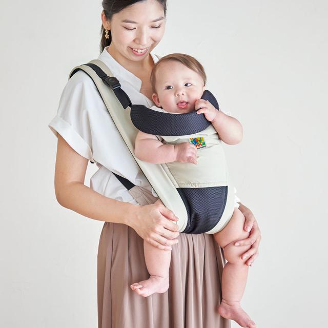 抱っこ紐 ユーモベビー 5WAY 新生児 日本製 （ 抱っこひも おんぶ紐 寝かせ抱き 対面抱き 前向き抱き おんぶ ベビーキャリア ショルダーカバー付き コンパクト 持ち運び 妊婦OK 洗濯OK 撥水 メッシュ 通気性 ）_18