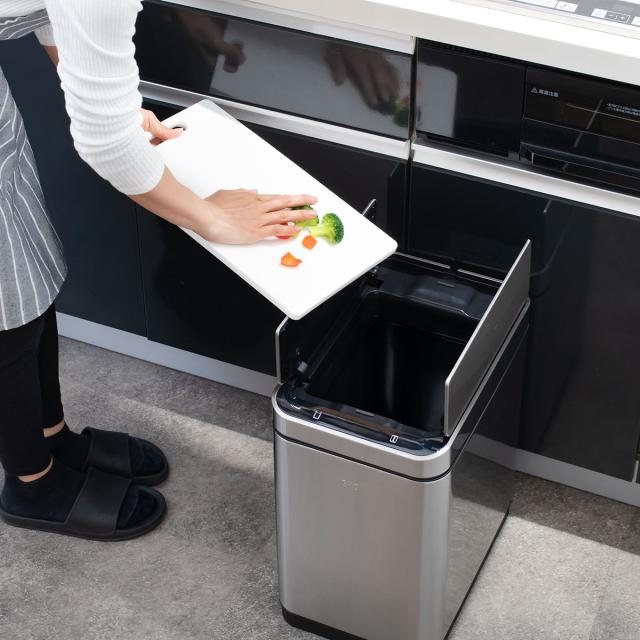 ＜２０Ｌ＞ＥＫＯ 手をかざして自動開閉！ ステンレスセンサーゴミ箱 EKO センサー ゴミ箱 20l ふた付き 自動 キッチン 自動開閉