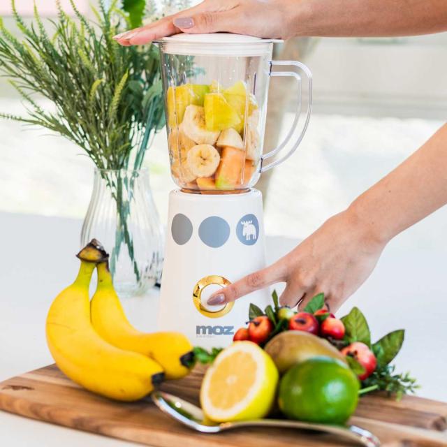 ブレンダー Moz ミキサー コンパクト ジューサー キッチン家電 調理家電 電動ジューサー 電動ミキサー スムージーブレンダー 600ｍｌ の通販はau Pay マーケット インテリアパレット