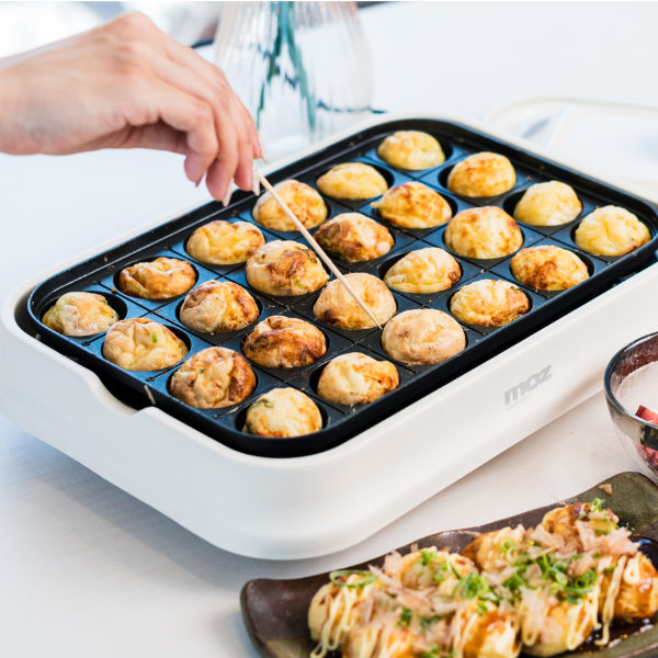 ホットプレート moz 3WAYホットプレート 焼肉 たこ焼き 平面プレート キッチン家電 （ 調理家電 グリル ヘルシー 卓上 プレート 3枚 家庭用 丸洗い 電磁調理器 1台3役 モズ 北欧デザイン エルク ）_4