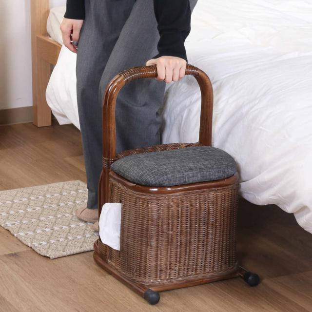 手すり つかまり 収納 ステッキ ラタン 立ち上がり 補助 （ 補助手すり 籐 つかまり立ち サポート 負担軽減 小物収納 ティッシュ 介護 介護用 立ち上がり補助 肘置き 軽量 安定感 すべり止め おしゃれ ）
