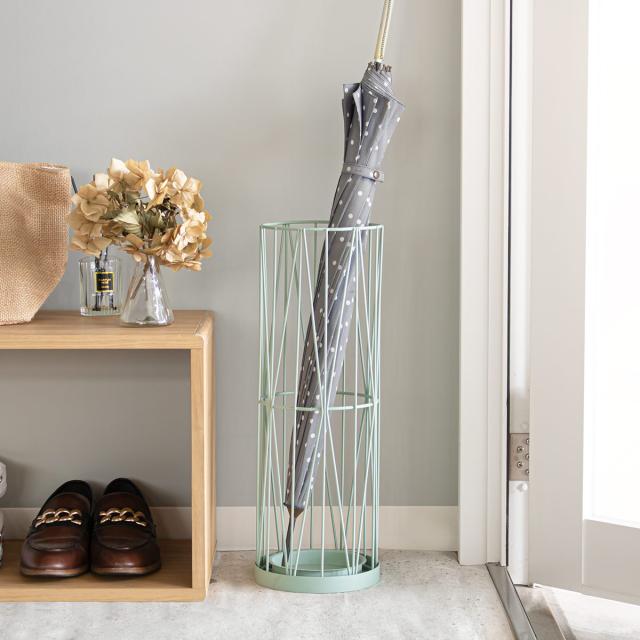 メタル製のスリムでおしゃれな傘立て、水受け皿付きで便利 【公式通販】