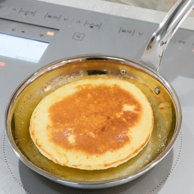 フライパン 20cm IH対応 アルミクラッド三層 日本製 （ ガス火対応 ステンレス製 軽い 国産 3層構造 ミラー仕上げ 軽量 熱伝導 職人 手仕事 本格 アウトドア ）_8
