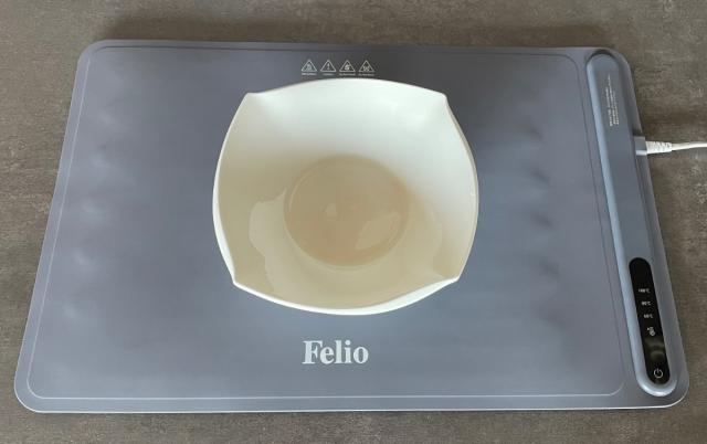 食卓用フードウォーマー 大判タイプ Felio （ フェリオ 保温プレート 料理 保温 シート 卓上 マット ランチョンマット 1面 電気 冷めない 温度調節 温度設定 シリコン タイマー 食卓 テーブル お皿 鍋 ）_10