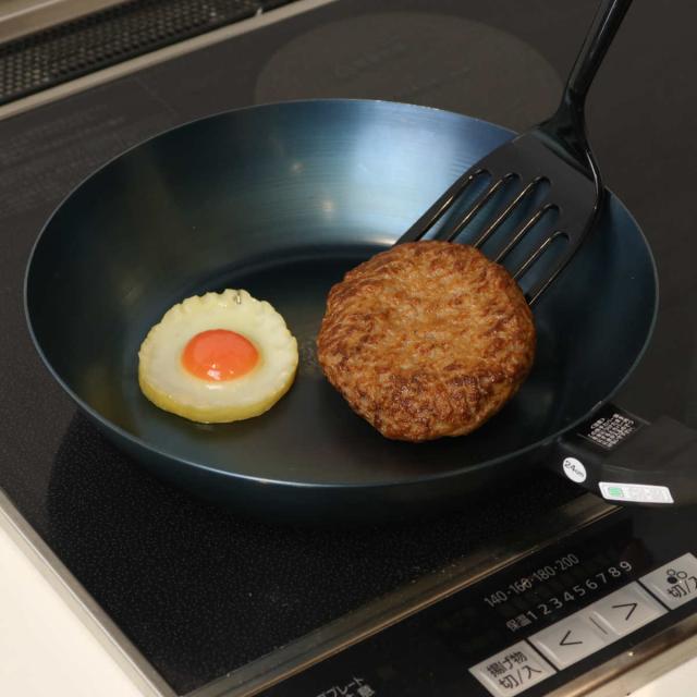 使いやすい鉄フライパン 28cm IH対応 こだわり職人 日本製 藤田金属 （ ガス火対応 鉄フライパン 鉄製フライパン フライパン 炒め鍋 ハードテンパー加工 28センチ 鉄のフライパン 鉄製 いため鍋 フライパン ih対応 28cm） その他フライパン