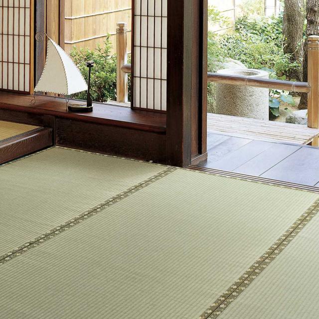 い草上敷き 国産 江戸間8畳 琥珀 ( い草 マット 上敷き い草ラグ 敷物 八畳 畳マット 和室 イグサ 引目織 藺草 和室敷物 ラグ 夏用マット 8帖 )の通販は 17,856円