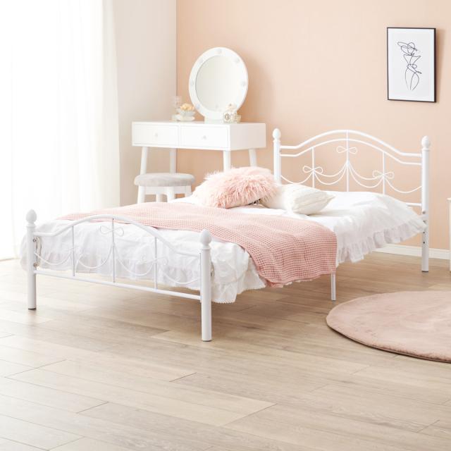 ベッド シングル ボンネルコイルマットレス付 姫系 白家具 （ マットレス付 2段階高さ調節 メッシュ床板 圧縮梱包 ボンネルコイル 厚さ14.5cm 棚付き ホワイト プリンセス リボン 装飾 ）