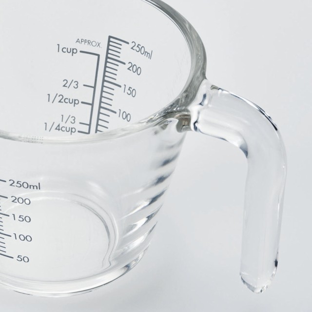 最大80％オフ！ ハリオ メジャーカップ 250ml 耐熱ガラス 取っ手付き HARIO 計量コップ メジャーコップ 熱湯OK 200cc ガラス製  電子レンジ対応 食洗機対応