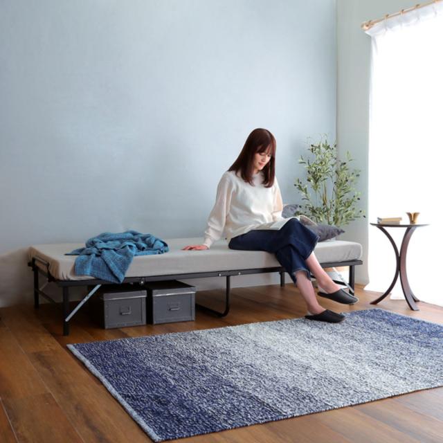 折りたたみベッド シングル 4つ折り パイプベッド 軽量