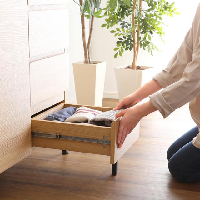 チェストラック 幅82.5cm ヴィンテージ調 片開き扉 チェスト 4段