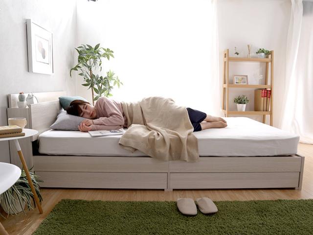 引出し付ベッド シングル 宮棚 2口コンセント付 （ ベッド チェスト 収納付き コンセント付き 引出し 2杯 棚付き 寝具 ベット ブラックオーク オーク ウォールナット ホワイトオーク ）_17