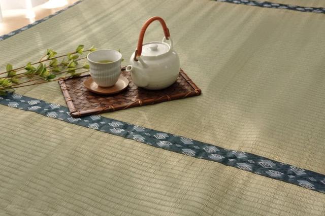 い草 カーペット 国産 上敷き 双目織 ほほえみ 江戸間6畳 約261×352cm ( マット い草マット い草カーペット い草上敷き 絨毯 畳カバー 関東間 五八間 6畳 長方形 畳める コンパクト リバーシブル 国産い草 空気清浄 防臭 抗菌 )の通販は い草 カーペット 国産 上敷き 双目織 ほほえみ 江戸間6畳 約261×352cm ( マット い草マット い草カーペット い草上敷き 絨毯 畳カバー 関東間 五八間 6畳 長方形 畳める コンパクト リバーシブル 国産い草 空気清浄 防臭 抗菌 )の通販は