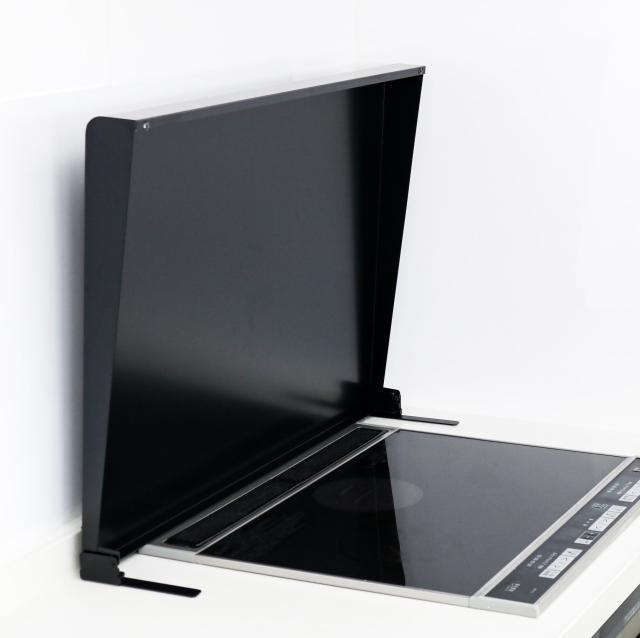 コンロカバー システムキッチン用 幅75cm用 （ 日本製 スチール レンジカバー ガスコンロカバー 油ハネガード レンジガード ガスコンロ対応 IHクッキングヒーター対応 作業台 システムレンジ用カバー 75cm ）の通販は