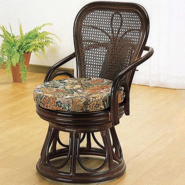 籐 回転スツール ハイバック 背面マガジンラック付 座面高37cm （ 回転式 背もたれ付き 肘付き 肘掛 イス チェア 座いす アジアン 収納 籐家具 花柄 和モダン ラタン リラックスチェア パーソナルチェア ）の通販は