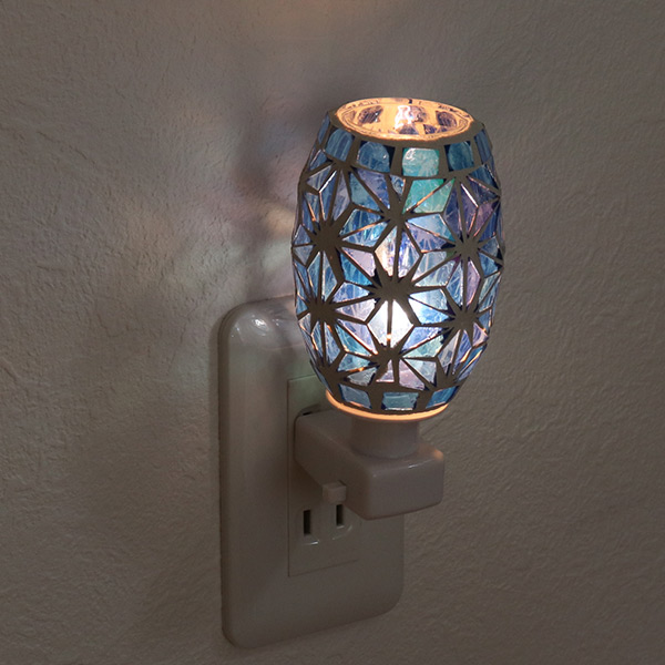 アロマライト コンセント型 Led あさのは モザイク アロマ ランプ ライト 照明 電気 ステンドグラス ガラス インテリア 癒し おしゃれの通販はau Pay マーケット インテリアパレット