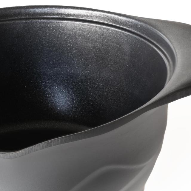 Lirica キャセロール 24cm IH対応 食洗機対応 両手鍋 （ ガス火対応 なべ 万能鍋 お鍋 両手なべ フッ素加工 軽い 蓋付き PFASフリー PFOAフリー 24センチ 24 フッ素コーティング フッ素 アルミ製 軽量 3層構造 注ぎ口付き 調理器具 ）_11