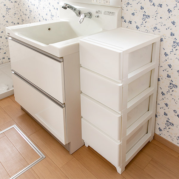 白いプラスチック製4段チェスト チェスト 幅34×奥行41.5×高さ86.1cm 4段 （ プラスチック