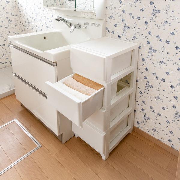 白いプラスチック製4段チェスト 楽天市場】チェスト 4段 幅56×奥行45×高さ87cm プラスチック LC