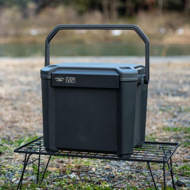 クーラーボックス 16L COREFLUX VIP 座れる 耐荷重100kg （ 保冷 クーラーBOX 保冷ボックス アウトドア用品 16リットル クーラー ボックス BOX 冷蔵ボックス 真空断熱 長時間保冷 氷長持ち キャンプ アウトドア ハンドル 持ち手付き ）