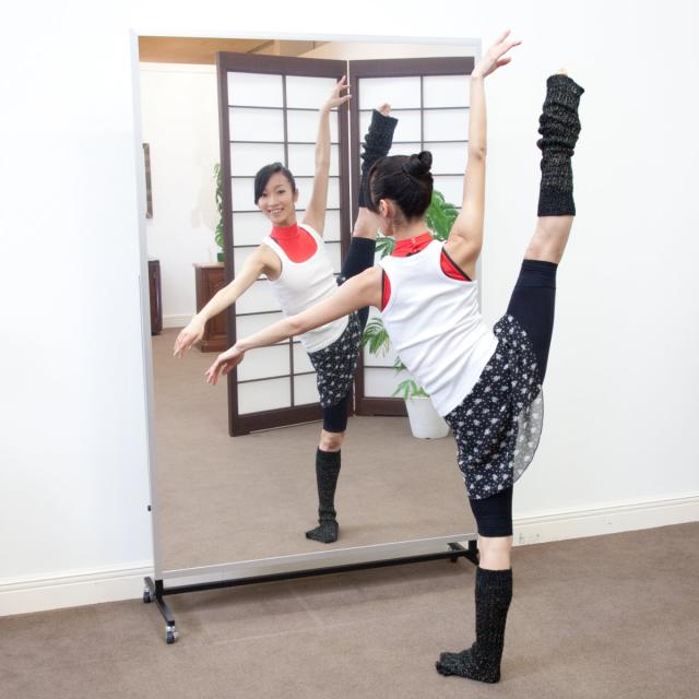 割れない鏡 リフェクスミラー キャスター付き スポーツミラー T型 姿見 120cm×180cm （ 鏡 全身 スタンドミラー フィルム Refex 軽量 超軽量 リフェクス フィルムミラー かがみ 割れない スポーツ ダンス レッスン ）_15