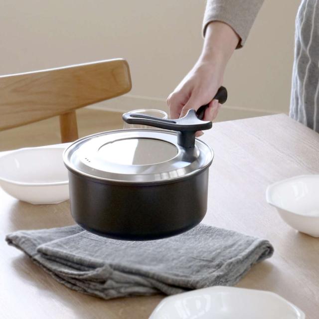 アルミ製 蓋付き片手鍋 メーカー不明 キッチン用品 調理器具 M2599 プロ仕様の業務用KIPROSTAR アルミ片手鍋浅型15cm