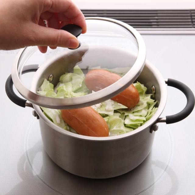 両手鍋 15cm 深型 IH対応 ガラス蓋付き O.E.C. minima 脇雅世 貝印 （ ガス火対応 両手なべ オール熱源対応 オーブン対応 15センチ 小鍋 ソースパン ミルクパン 鍋 なべ 調理器具 キッチン用品 ）の通販は