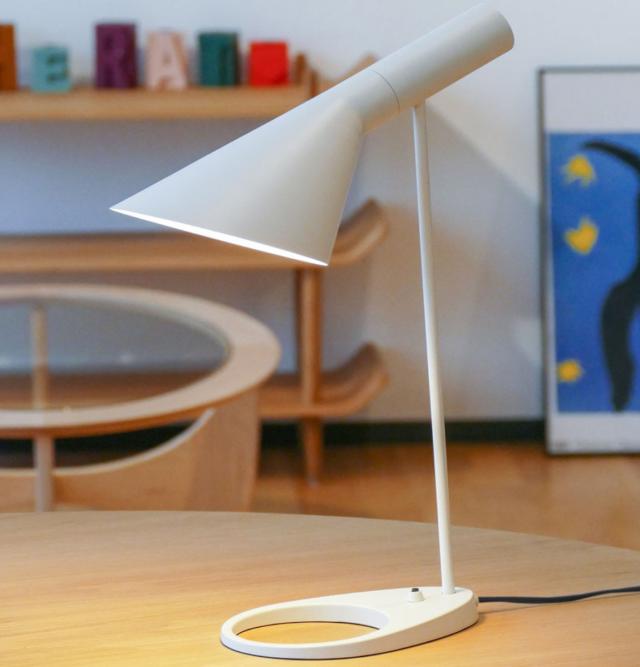 テーブルランプ アルネ・ヤコブセン リプロダクト LED E26 （ AJランプ ランプ 照明 デザイナーズ 北欧 LED対応 おしゃれ スタイリッシュ 卓上ライト インテリア スチール製 シンプル ）_7
