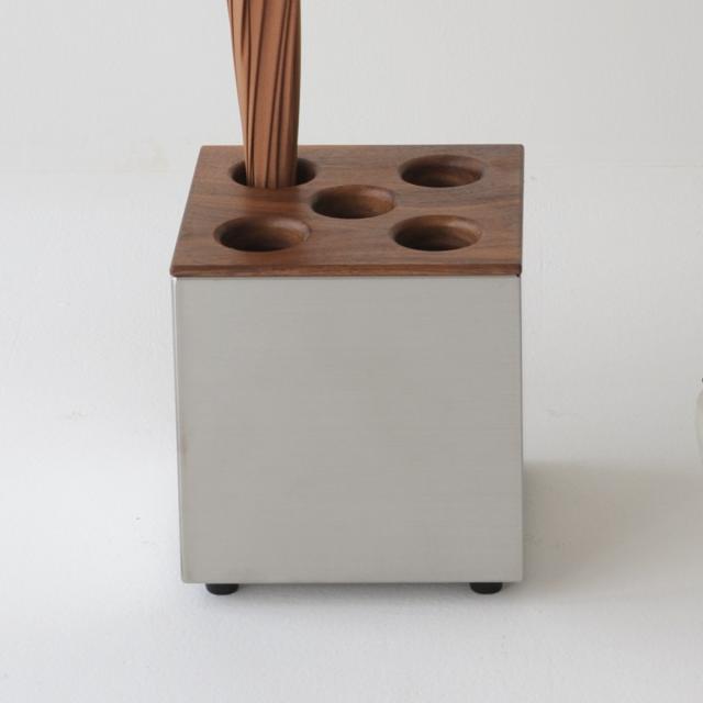 傘立て CUBE 5穴タイプ 天然木 ステンレス （ アンブレラスタンド スリム傘立て 傘スタンド 玄関 傘 収納 玄関収納 ステンレス製 木製 北欧 傘立 スタイリッシュ シルバー 傘収納 シンプル おしゃれ 省スペース 傘入れ ）