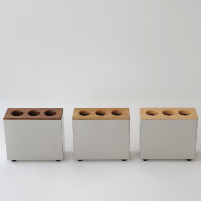 傘立て CUBE 3穴タイプ 天然木 ステンレス （ アンブレラスタンド スリム傘立て 傘スタンド 玄関 傘 収納 玄関収納 ステンレス製 木製 北欧 傘立 スタイリッシュ シルバー 傘収納 シンプル おしゃれ 省スペース 傘入れ ）