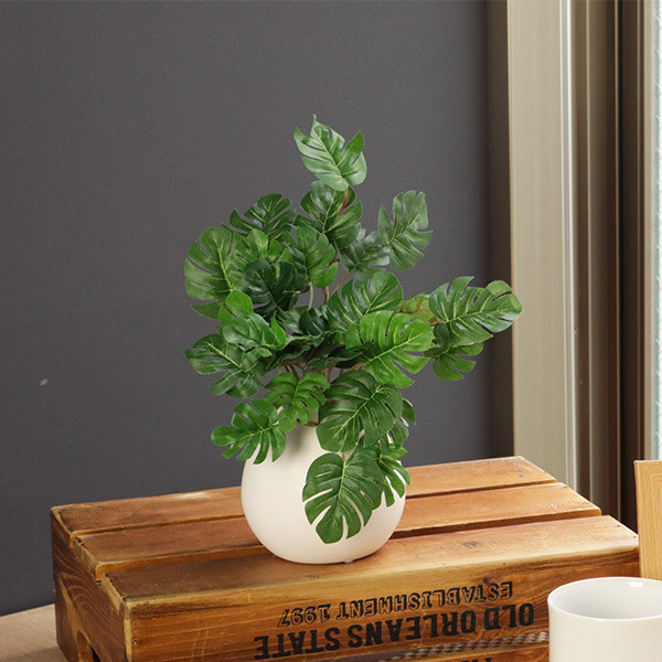 人工観葉植物 モンステラ 19cm フェイクグリーン 造花 光触媒