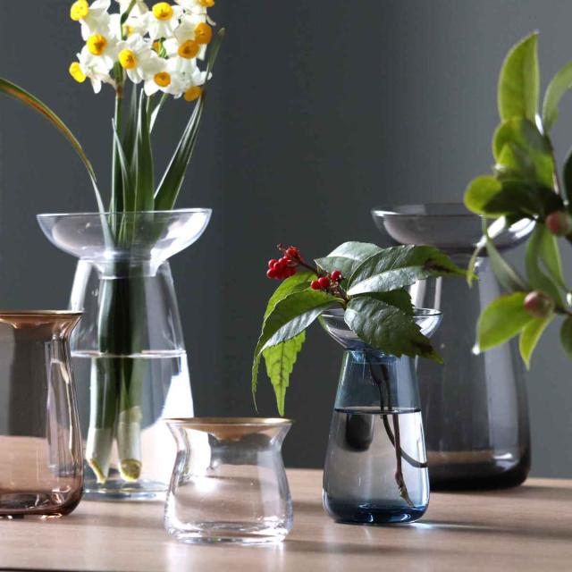 ゴールデンウィークセール❣️ 5月6日まで。赤と黒の花模様陶器花瓶　２個セット KINTO キントー アクアカルチャーベース 80mm （ 花器 AQUA