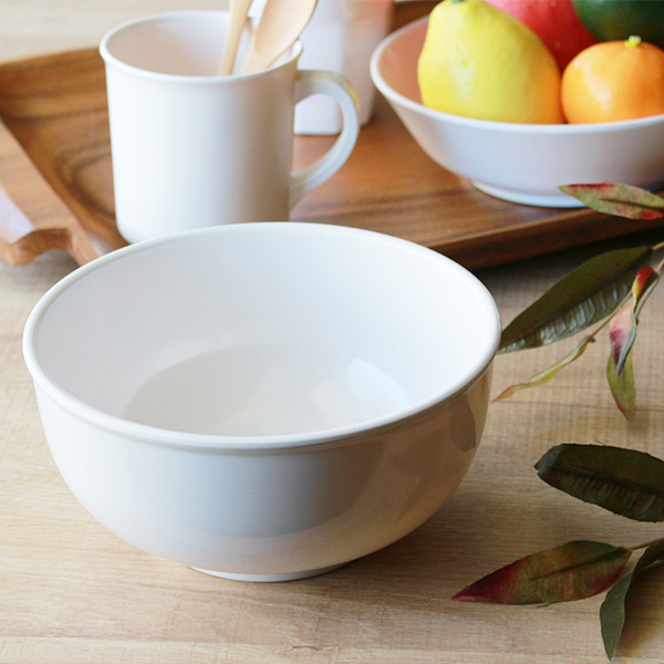 ボウル 17cm プラスチック 軽量 深型 皿 食器 洋食器 （ 中鉢 丼 白い