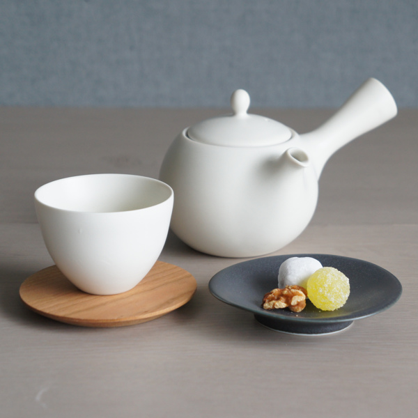 急須 330ml 美濃焼 結 ティーポット 食器 磁器 日本製 （ 横手型