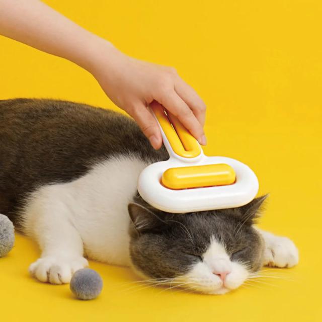 ペットブラシ 猫 Capsule Brush ZEZE （ ペット 毛取り