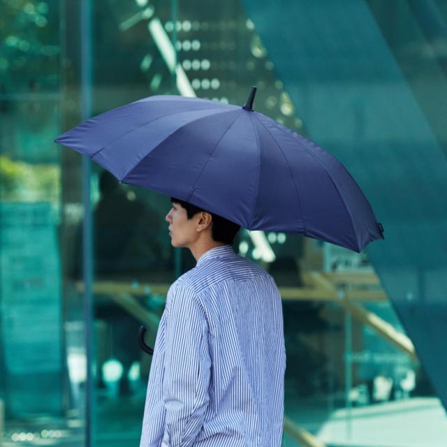 マーナ 傘 Shupatto アンブレラ 62cm （ marna レディース メンズ 晴雨兼用 かさ おしゃれ かわいい 雨傘 日傘 長傘 便利 スライド 手が濡れない ベルトなし 無地 大人 UVカット シュパット 16本骨 男女兼用 ）の通販は