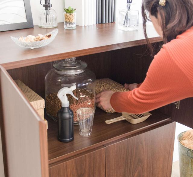 キャットトイレクローゼット 幅75cm 4枚扉 収納付き キャビネット （ キャットトイレ キャットラック 猫用トイレカバー 猫用家具 砂飛び散り防止 収納 棚 トイレクローゼット ペットトイレ 収納ラック 両開き ペット用品 ）