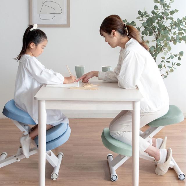 椅子、オフィスチェアー、キャスター付き、学習椅子、黒、白、座面360度回転 白 学習椅子 椅子 オフィスチェアー キャスター付き 学習椅子 黒 白 座