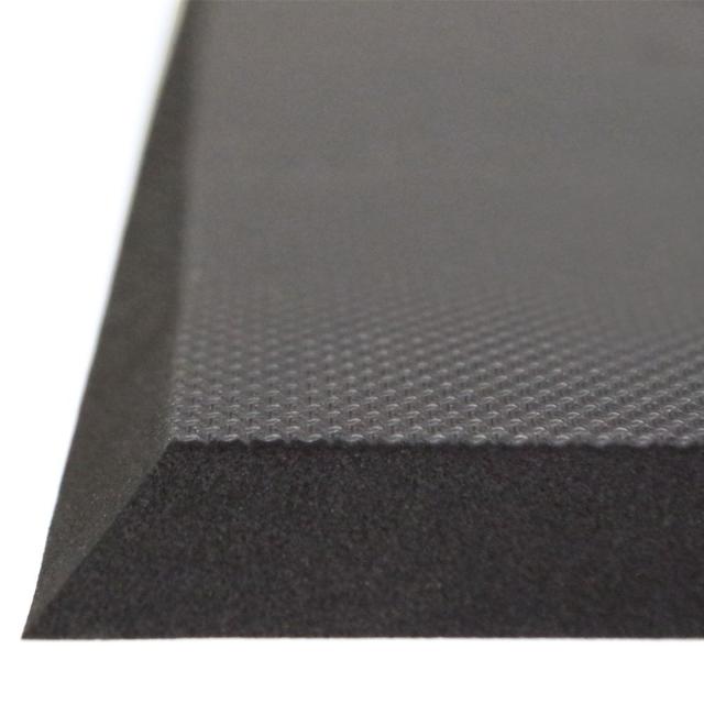 業務用マット ワーククッション 50×100cm 穴有 （ 法人限定 業務用 滑り止めマット 厚手 クッション 耐薬 疲労軽減 断熱 冷え対策 水はけ 疲労軽減マット クッションマット 床 立ち作業 衝撃緩衝 工場 ）_3