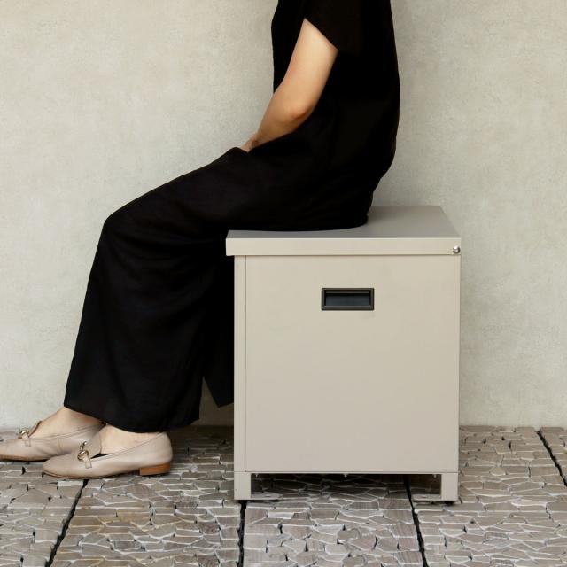 宅配ボックス ベンチ収納宅配ボックス Linda リンダ （ 宅配 ボックス 置き配用ボックス 玄関 屋外 宅配BOX 1段 大型 大容量 据え置き 宅配便 配達 戸建て 後付け 簡単設置 プッシュキー 鍵付き ベンチ型 収納ボックス ）_9