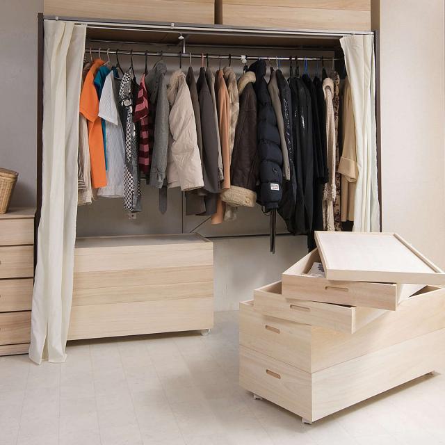 桐 衣装ケース 4段 キャスター付 日本製 高さ64cm （ 完成品 桐衣装箱 天然木 木製 衣類収納 着物収納 収納 キャスター 蓋つき フタ付き 四段 ケース ボックス 収納ケース 着物 衣類 着物用 ）