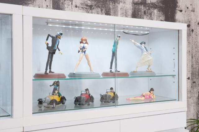 コレクションボード ガラス棚タイプ LEDライト付き 幅90cm 艶有り仕上げ （ recta コレクションラック ディスプレイ 照明 収納 棚 引出し 艶あり 組み合わせ ガラス天板 ハイグロス仕上げ 引き戸 ホワイト 可動棚 奥行スリム 薄型 ）_13
