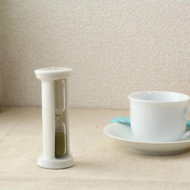 砂時計 陶器製のかわいい三分砂時計 瀬戸焼 （ 陶器製 3分 タイマー