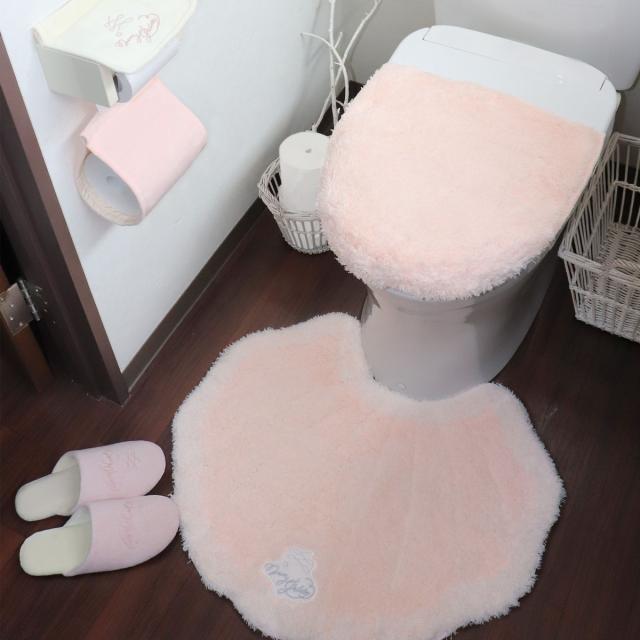 ピーターラビット　ペーパーホルダーカバー　トイレマット　スリッパ　セット ピーターラビット ペーパーホルダーカバー トイレマット スリッパ セット