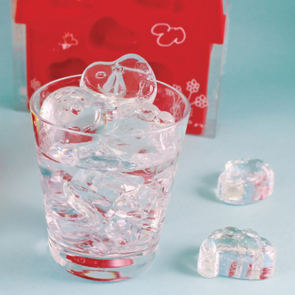 製氷皿 シリコン製 Peanuts スヌーピー アイストレー シリコントレー 製氷器 製氷型 製氷トレイ 製氷トレー アイストレイ シリコン 型の通販はau Pay マーケット インテリアパレット