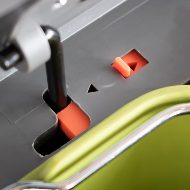 ゴミ箱 12L×3 分別 JAVA BASE トリプルコンパートメント （ ジャバ ベース ごみ箱 36L 36リットル 3分別 奥行29 ペダル ステンレス ふた付き キッチン 角型 消臭ポケット付 ロック機能 インナーボックス付 シンプル ）_13
